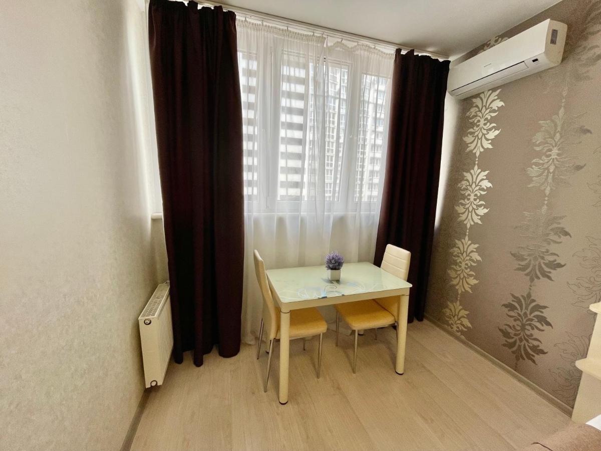 East Residence Киев Екстериор снимка