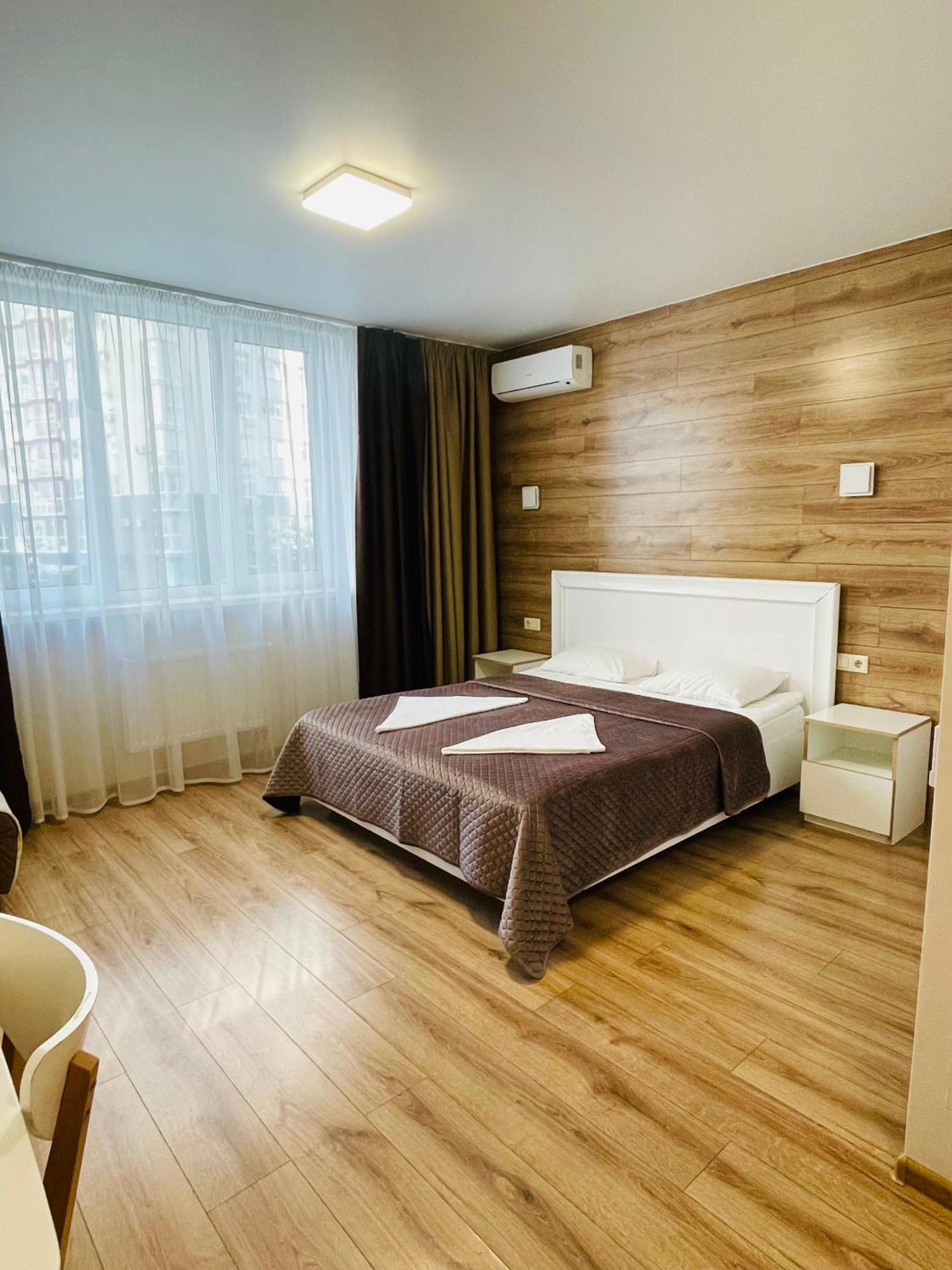 East Residence Киев Екстериор снимка