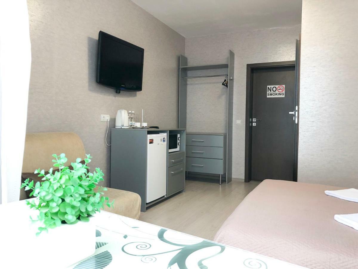 East Residence Киев Екстериор снимка